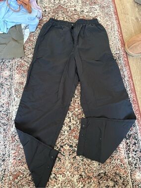MEC Black Women's Snap-Cuff Drawstring Pants
